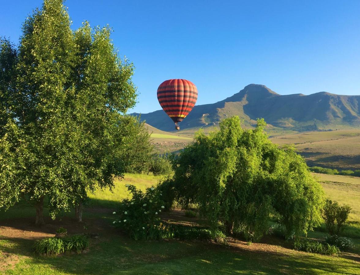 Jovali Clarens Hotel Kültér fotó